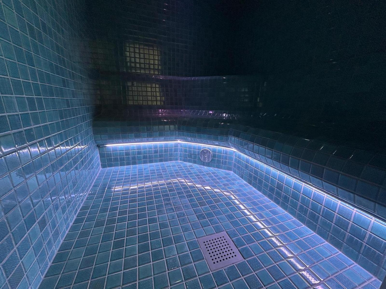 Hotel Dolphin - Adult Friendly Сенец Экстерьер фото